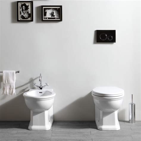 Wc Senza Brida Filo Muro Bagno Classico Impero Olympia Ceramica