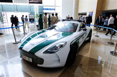 Stunning Photos Of Dubai Police Force Cars Ulastempat International