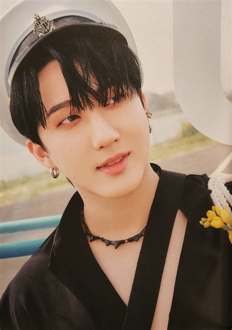 Changbin ♡ Maxident Go Ver Stray Photo Book Scan