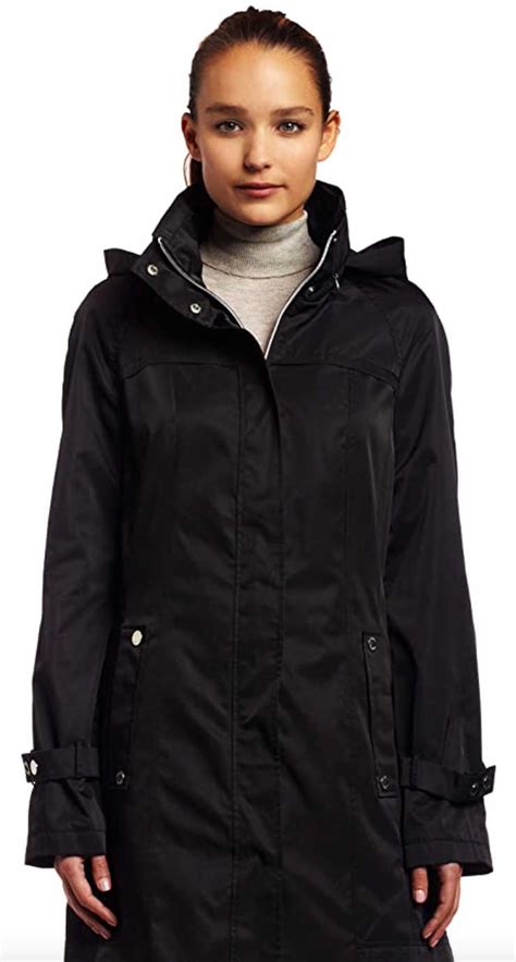 The Best Packable Rain Jacket For Women According To The Experts