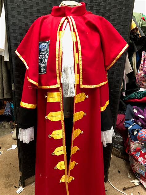 Red and Gold Town Crier costume – Cosplayrr