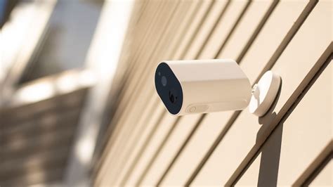 How This Cordless AI Security Camera Works To Reduce False Alarms Will ...