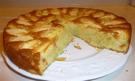 Gâteau ultra moelleux aux pommes Régie des Quartiers