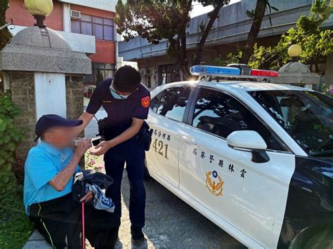 9旬失智翁獨自離家 埤源警主動發現助返家 蕃新聞