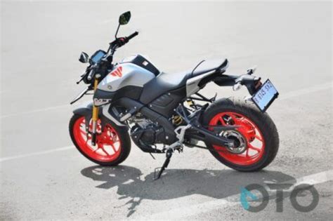 Harga OTR Yamaha MT 15 2025 Simulasi Kredit Cicilan Oto