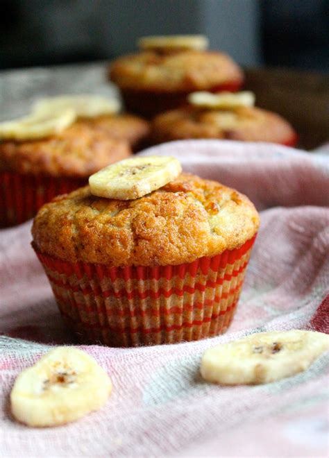 Banana Oat Breakfast Muffins