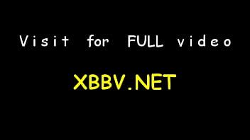 Floosy vigoroso está usando muchos juguetes sexuales XVIDEOS