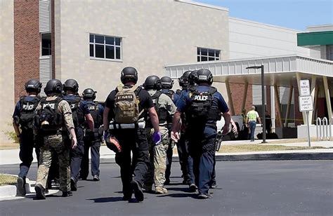 Police Conduct Intruder Training At Columbia Middle School As Questions