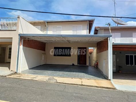 Casa de Condomínio na Avenida das Amoreiras 6851 Jardim Novo Campos