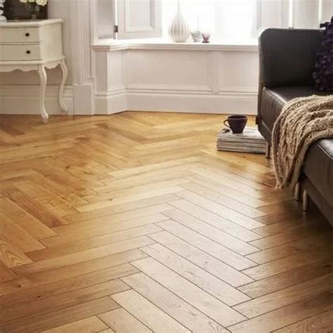 Parket Interiors Brown Oak Engineered Herringbone Pattern Wooden ...