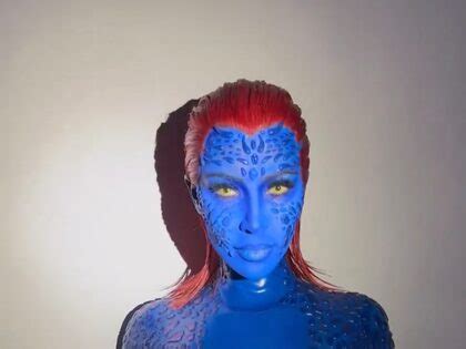 Heather Locklear S Th Birthday Bikini Stroll