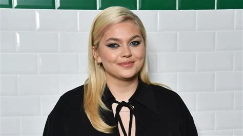 Louane D Voile Ses Sentiments Avec Son Nouvel Album