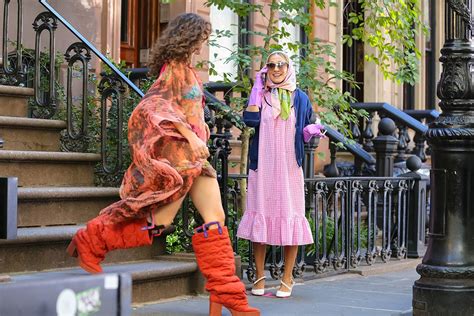 And Just Like That Reboots Carrie Bradshaw S Wild Style