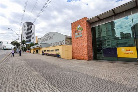 Tr Nsito No Entorno Do Mercado Municipal De Curitiba Tem Altera Es