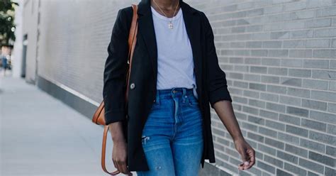 7 No Fail Ways To Wear Your White Tee The Everygirl