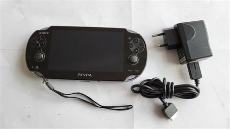 Konsola Sony Ps Vita Pch Z Adowark Gwr Oficjalne