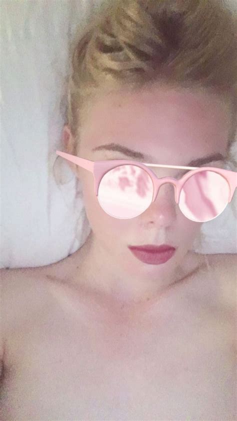 Elle Fanning Nude Sexy Photos Video Onlyfans Leaked Nudes