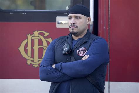 Chicago Fire Season 8 Episode 8 Joe Minoso As Joe Cruz Tell Tale Tv