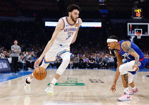 Shai Gilgeous Alexander Chet Holmgren Lead Okc Thunder Past Red Hot