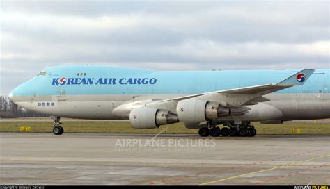 Hl Korean Air Cargo Boeing F Erf At Warsaw Frederic