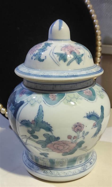 Chinese Porcelain Ginger Jar Pot Caddy Blue White Floral Birds With