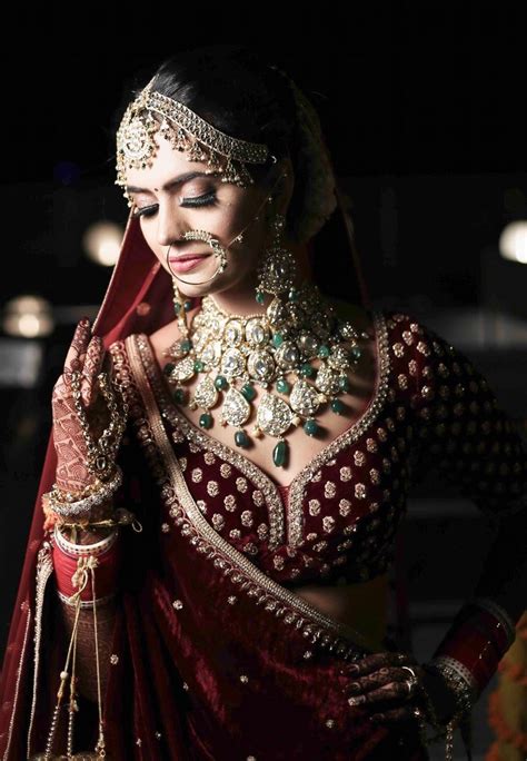 Unique Bridal Necklace With Polki And Jadau Stones With Maroon Lehenga