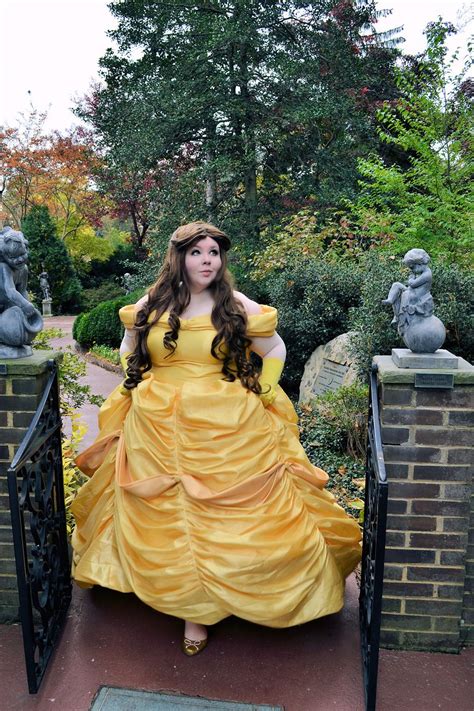 Pin By Hannah Craig On Bicolline Curvy Cosplay Belle Cosplay Plus