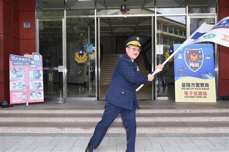 巡邏紙本簽章走入歷史 基隆市警察局推電子晶片感應 社會 自由時報電子報