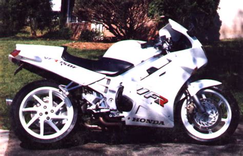 1993 VFR750F RC36 Specs