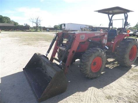 Kubota M4800 Tractor With Loader Leap Auctions LLC