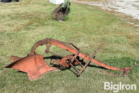 Allis Chalmers 1 Bottom Plow Bigiron Auctions