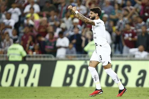 Yuri Alberto Analisa Primeiro Tempo Do Corinthians Contra O Fluminense