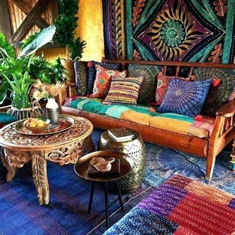 40 Unique Hippie Home Decor Ideas #hippiehomedecor | Bohemian style living room, Boho chic ...