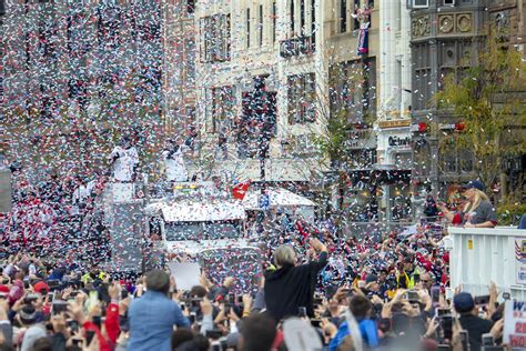 Its Like We All Are Champions Rolling Rally Salutes The Red Sox