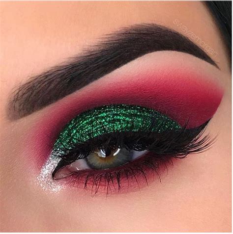 Top 20 Christmas Makeup Looks You Will Love This Year Christmas Eye