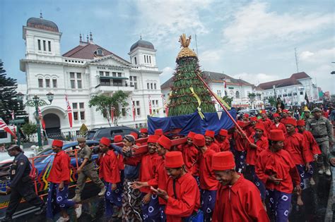 Tradisi Grebeg Besar Keraton Yogyakarta