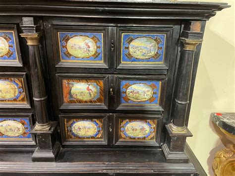 Proantic Coin Cabinet With Xvii Paintings