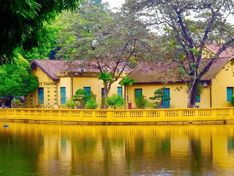 Ho Chi Minh Mausoleum - Things To Do In Hanoi - Culture Pham Travel