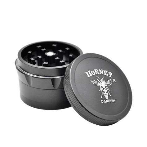 Hornet Herb Grinder 4 Layer 63MM 3 Color Puffing Bird