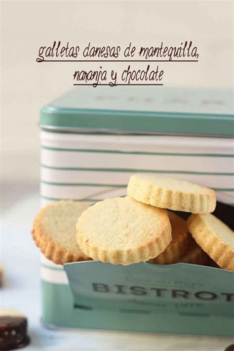 Galletas Danesas De Mantequilla Naranja Y Chocolate Con Las Zarpas