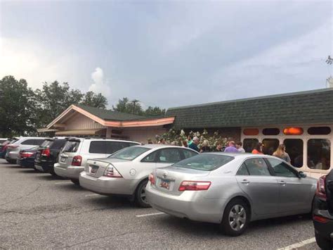 Western Sizzlin Steak House In Clemson Serves Its Final Meals