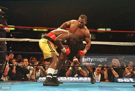 146 Boxing Tyson Mathis Stock Photos, High-Res Pictures, and Images ...