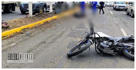 Motociclista Pierde La Vida Al Estrellarse Contra Un Rbol En La Salida