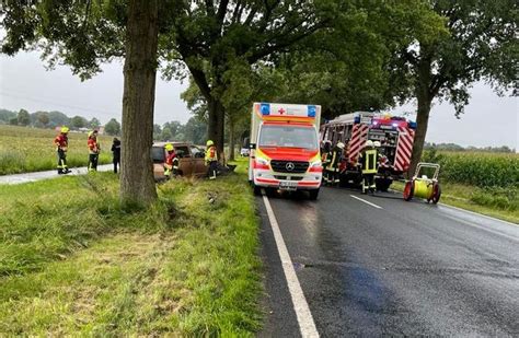 Pol Std J Hriger Autofahrer Bei Unfall Auf Der Landesstra E