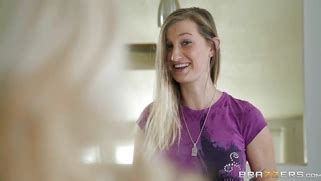 Ryan Conner Gets Pussy Licked And Her Daughter Is None The Wiser Porn Movies 3Movs