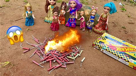 Roja And Friends Diwali Crackers Bursting And Celebration Barbie Show