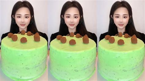 Asmr🍰eating Chocolate Cake🍰 Soft And Waxy Sound 크림 먹방 Mukbang Satisfying Youtube