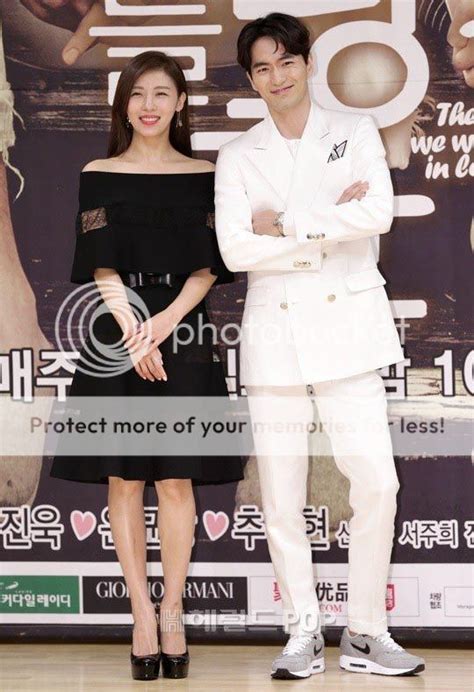 Ha Ji Won And Lee Jin Wook Get Friendly For Time Ive Loved Yous Press Conference Dramabeans