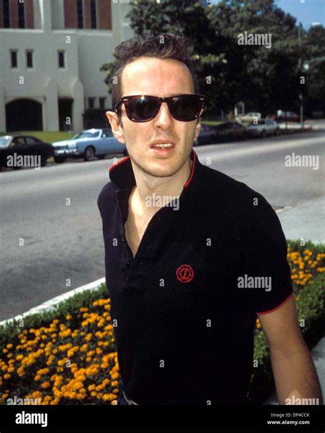 Nov 27 2006 JOE STRUMMER OF THE CLASH MICHELSON PHOTOS Credit