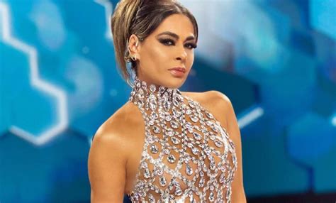 Galilea Montijo Modela Mini Vestido Transparente Que Vende En Su